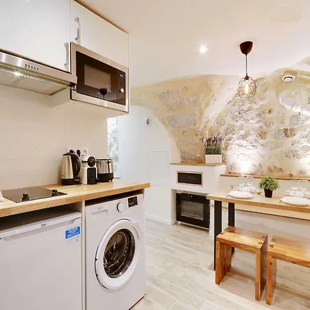 Apartment Charming With Ac -1br-3p- Sentier *